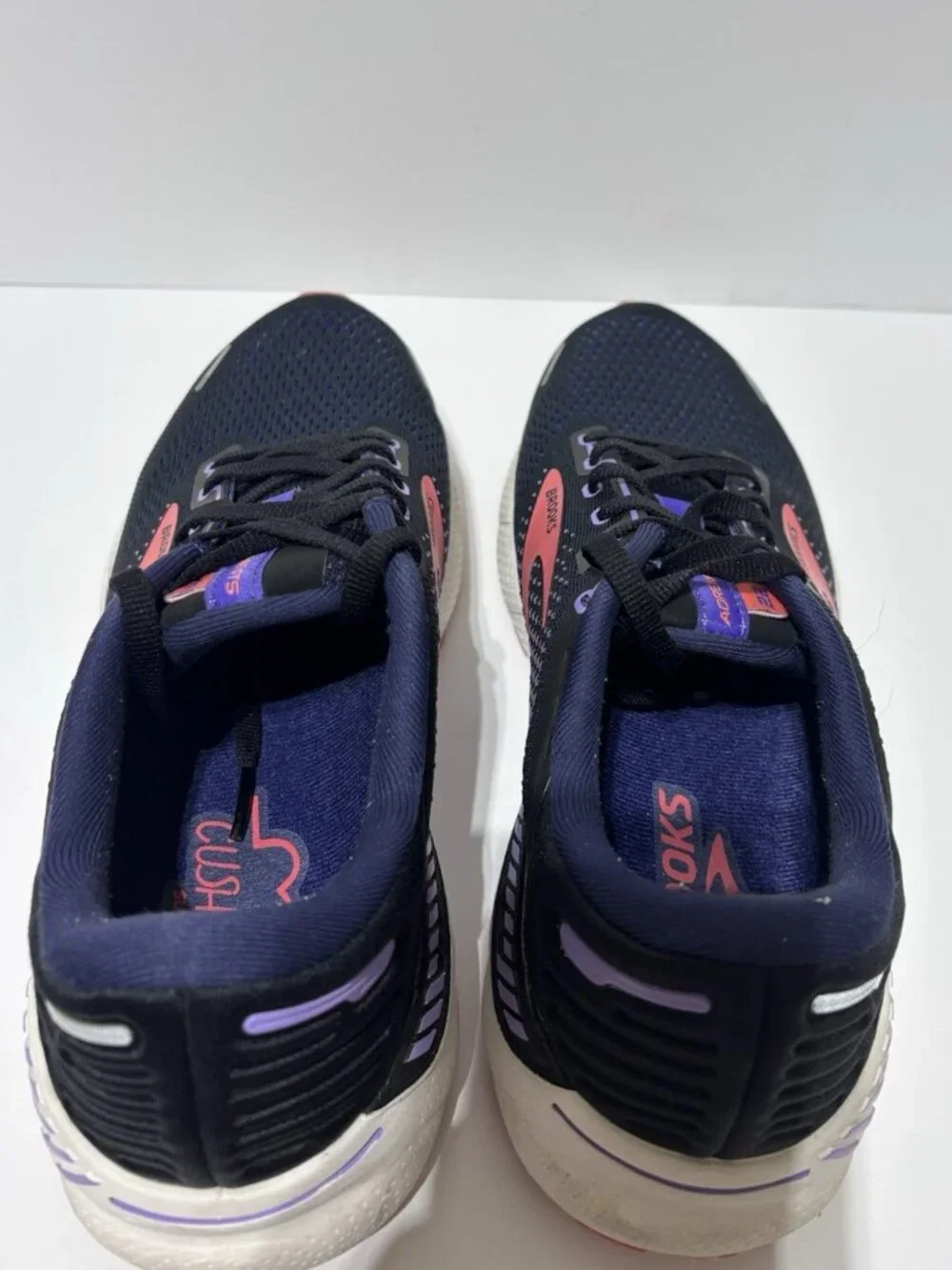 Brooks Women’s Adrenaline GTS 22, Black/Purple Running Shoes, Size 9.5 M